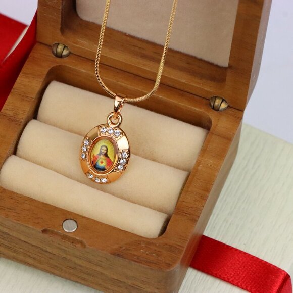 "Sacred Heart Rose Gold Pendant with Crystals – Religious Jewelry, XPPT1737 - Picture 9 of 13